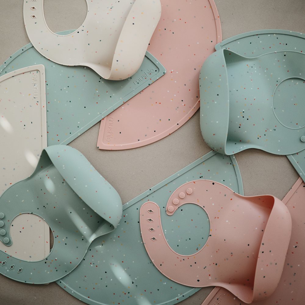 Mushie silikonska portikla - Cambridge Blue Confetti