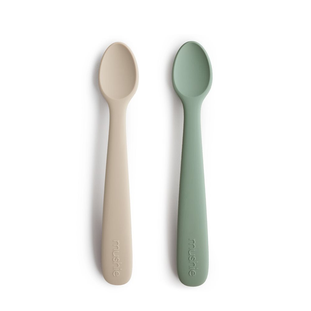 Mushie silikonski set od 2 kašike - Cambridge Blue/Shifting Sand
