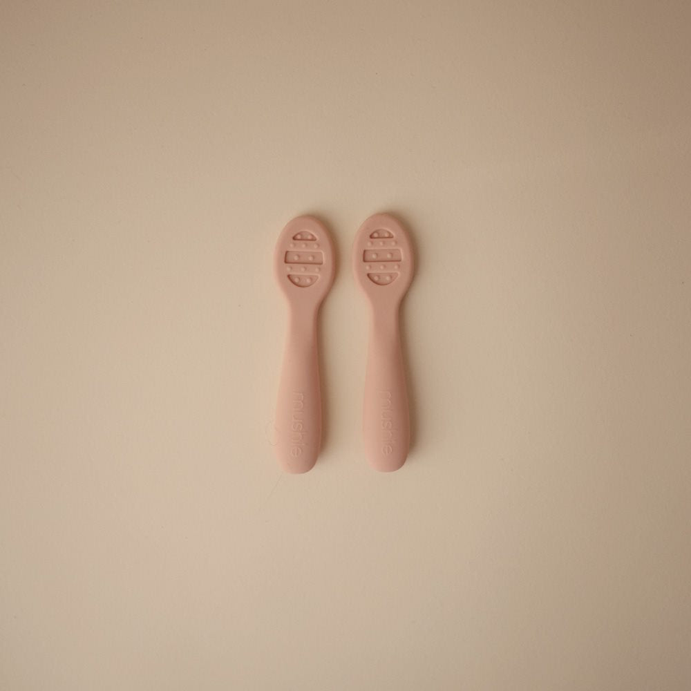 Mushie kašike za prvo hranjenje bebe - silikon 2 kom - Blush/Shifting Sand
